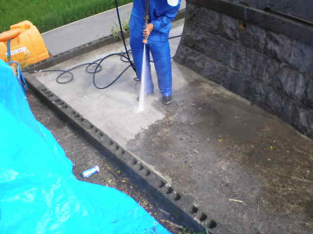 ��΂̃N���[�j���O�@��b�̎ʐ^